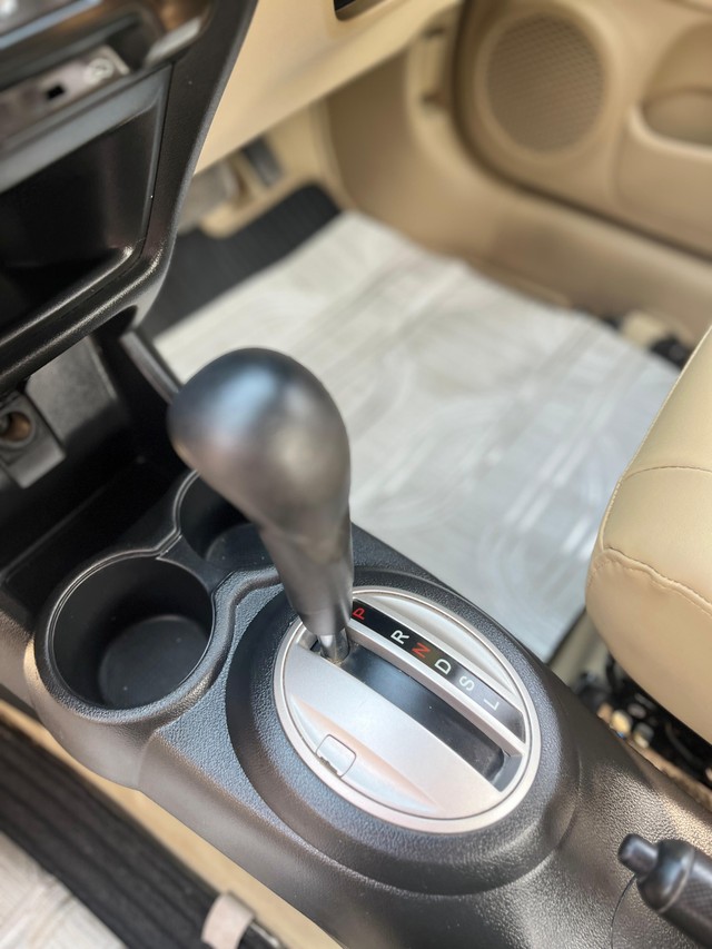 Second-hand 2016 Honda Amaze VX CVT i-VTEC for sale in Mumbai-38