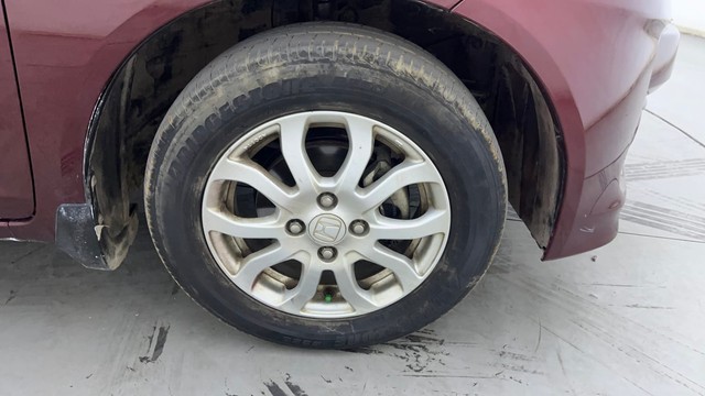 Second-hand 2015 Honda Amaze VX i-VTEC for sale in Hyderabad-17