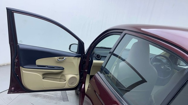 Second-hand 2015 Honda Amaze VX i-VTEC for sale in Hyderabad-32