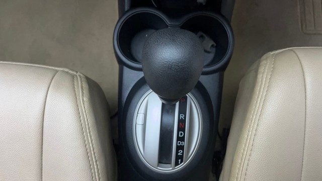 Second-hand 2015 Honda Amaze VX i-VTEC for sale in Hyderabad-12