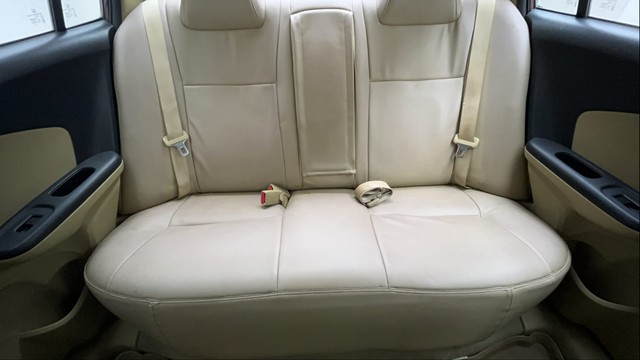 Second-hand 2015 Honda Amaze VX i-VTEC for sale in Hyderabad-38