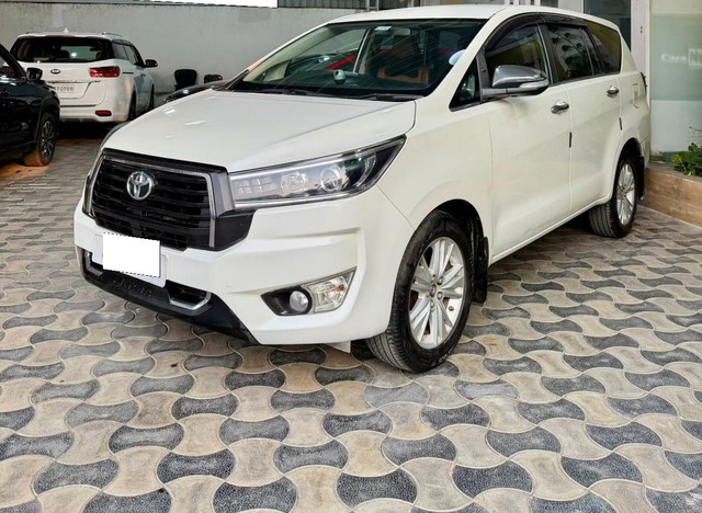Second-hand 2016 Toyota Innova Crysta 2.7 ZX AT BSIV for sale in Hyderabad-3