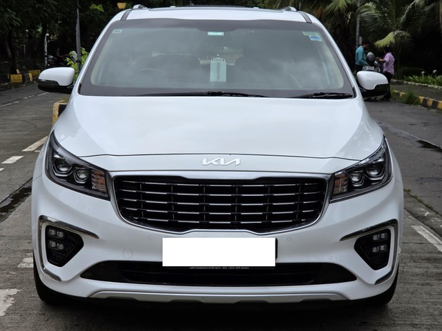 Second-hand 2022 Kia Carnival Limousine for sale in Mumbai-5