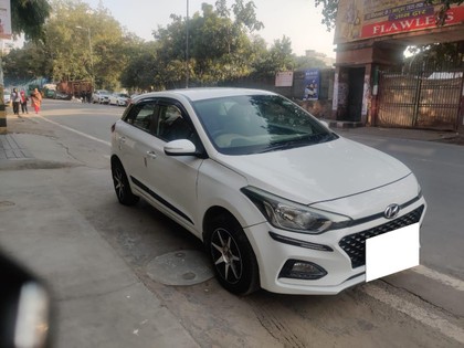 Hyundai i20 Sportz Plus Diesel Second-hand 2018 Hyundai i20 Sportz Plus Diesel for sale in New Delhi