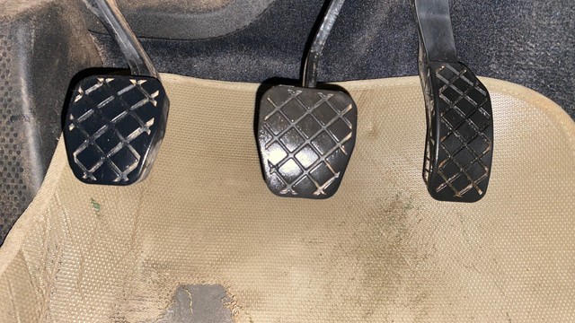 Second-hand 2016 Volkswagen Ameo 1.2 MPI Trendline for sale in Kochi-14