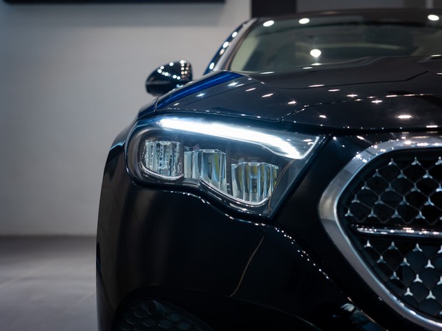 Second-hand 2024 Mercedes-Benz E-Class E 200 for sale in Kolkata-4