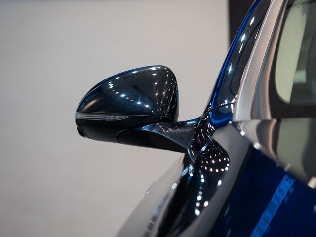 Second-hand 2024 Mercedes-Benz E-Class E 200 for sale in Kolkata-8