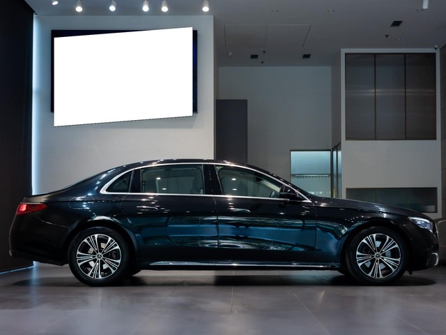 Second-hand 2024 Mercedes-Benz E-Class E 200 for sale in Kolkata-1