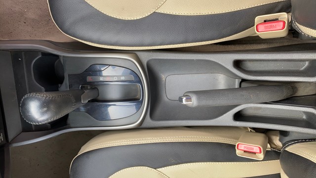 Second-hand 2015 Honda City i VTEC CVT VX for sale in Ahmedabad-13