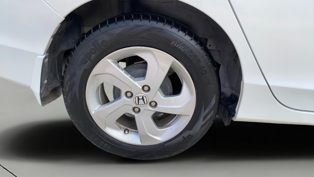 Second-hand 2015 Honda City i VTEC CVT VX for sale in Ahmedabad-25