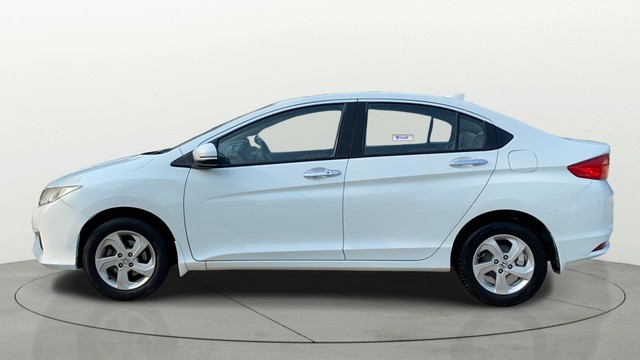 Second-hand 2015 Honda City i VTEC CVT VX for sale in Ahmedabad-5