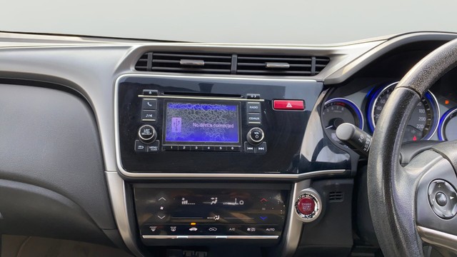 Second-hand 2015 Honda City i VTEC CVT VX for sale in Ahmedabad-22