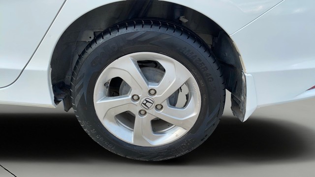 Second-hand 2015 Honda City i VTEC CVT VX for sale in Ahmedabad-27