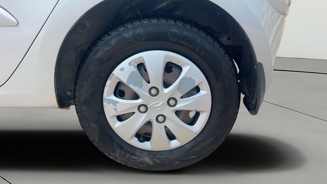 Second-hand 2012 Hyundai i10 Magna for sale in Coimbatore-26