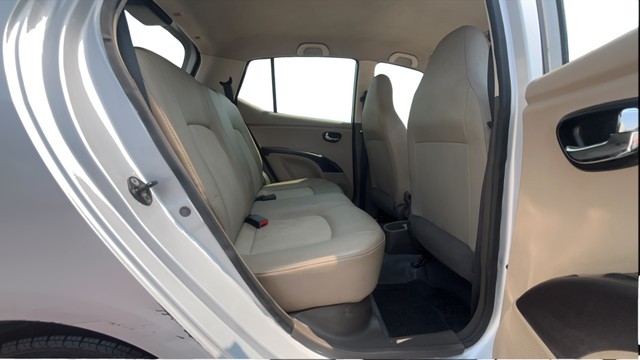 Second-hand 2012 Hyundai i10 Magna for sale in Coimbatore-16