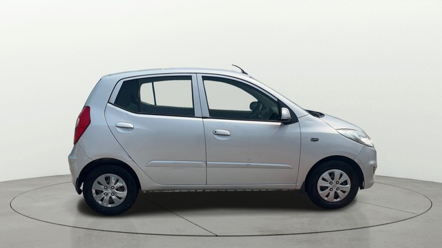Second-hand 2012 Hyundai i10 Magna for sale in Coimbatore-1