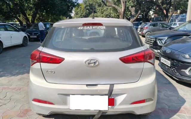 Second-hand 2018 Hyundai i20 1.2 Magna Executive for sale in Lucknow-1