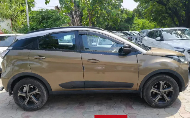 Second-hand 2022 Tata Nexon XZ Plus BSVI for sale in Lucknow-1