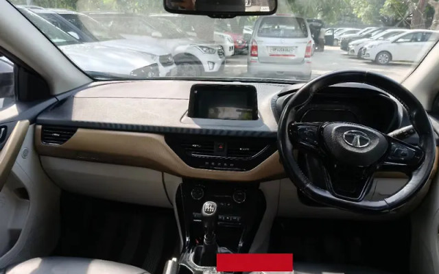 Second-hand 2022 Tata Nexon XZ Plus BSVI for sale in Lucknow-5