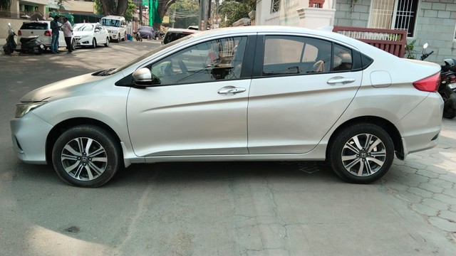 Second-hand 2017 Honda City i-VTEC V for sale in Coimbatore-2