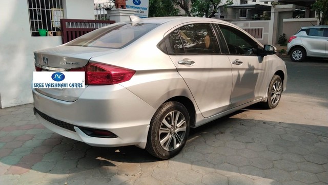 Second-hand 2017 Honda City i-VTEC V for sale in Coimbatore-17