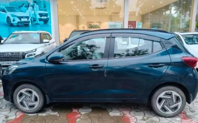 Second-hand 2023 Hyundai Grand i10 Nios Sportz CNG for sale in Lucknow-3