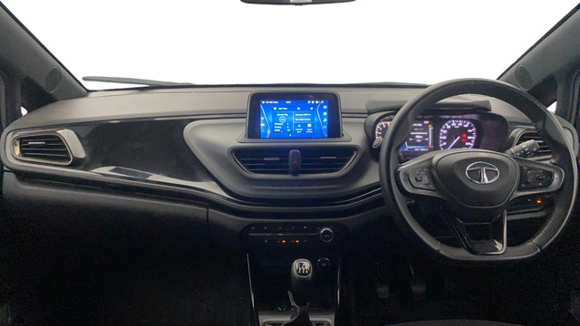 Second-hand 2023 Tata Altroz XZ Plus Turbo Dark Edition BSVI for sale in Lucknow-22