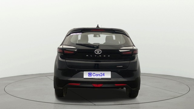 Second-hand 2023 Tata Altroz XZ Plus Turbo Dark Edition BSVI for sale in Lucknow-15