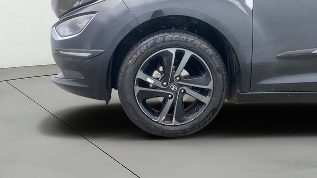 Second-hand 2023 Tata Altroz XZ Plus Turbo Dark Edition BSVI for sale in Lucknow-30