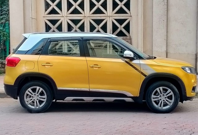 Second-hand 2017 Maruti Vitara Brezza ZDi for sale in Thane-1