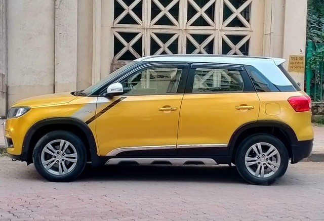 Second-hand 2017 Maruti Vitara Brezza ZDi for sale in Thane-3