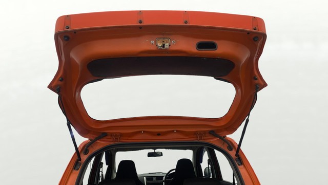 Second-hand 2017 Maruti Suzuki Celerio X AMT ZXI Option BSIV for sale in Lucknow-20