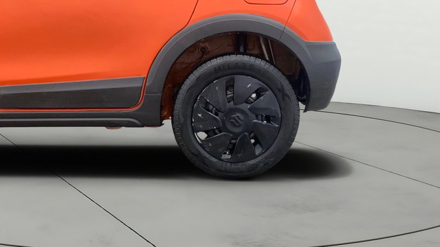 Second-hand 2017 Maruti Suzuki Celerio X AMT ZXI Option BSIV for sale in Lucknow-26