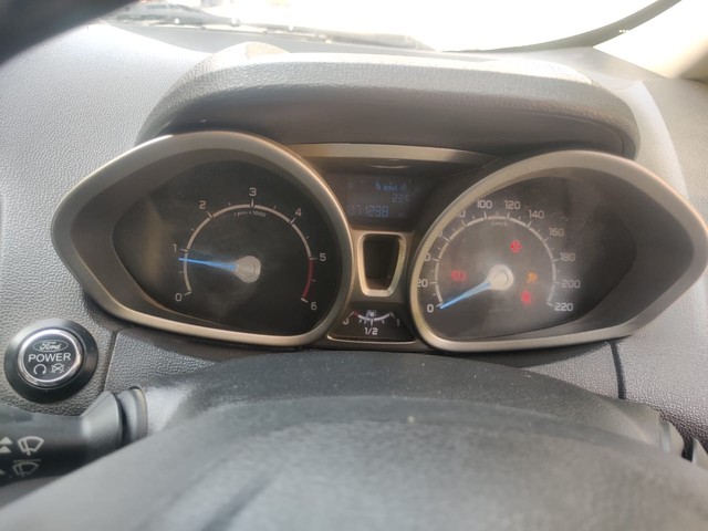 Second-hand 2017 Ford Ecosport 1.5 Diesel Titanium BSIV for sale in New Delhi-12