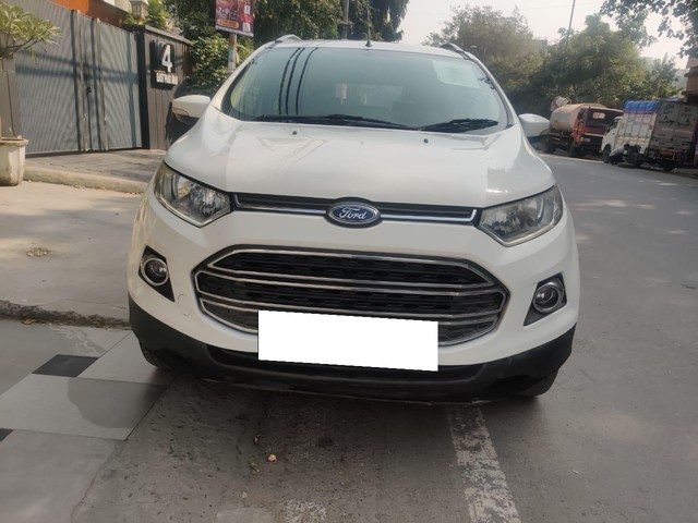 Second-hand 2017 Ford Ecosport 1.5 Diesel Titanium BSIV for sale in New Delhi-3