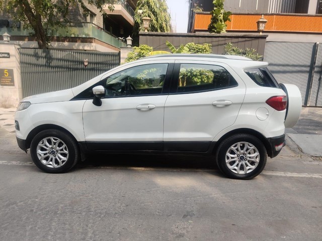 Second-hand 2017 Ford Ecosport 1.5 Diesel Titanium BSIV for sale in New Delhi-2