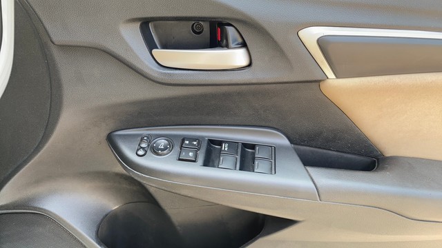 Second-hand 2020 Honda Jazz ZX CVT for sale in Ahmedabad-17