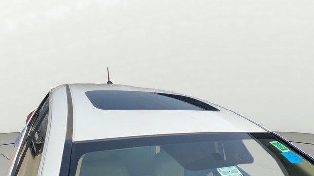 Second-hand 2020 Honda Jazz ZX CVT for sale in Ahmedabad-8