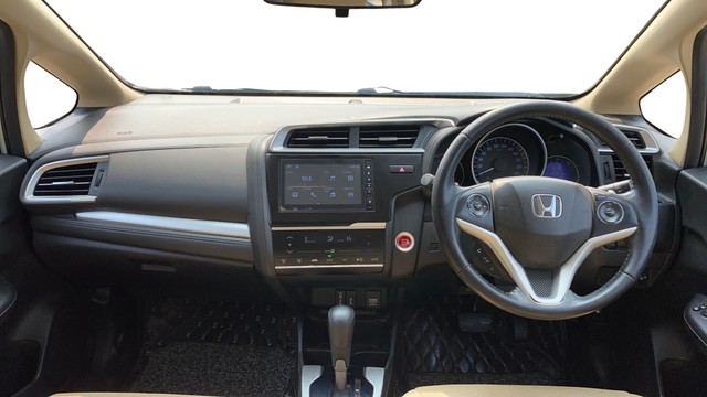 Second-hand 2020 Honda Jazz ZX CVT for sale in Ahmedabad-10