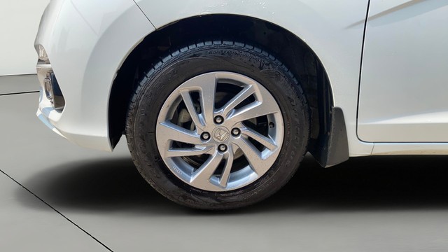 Second-hand 2020 Honda Jazz ZX CVT for sale in Ahmedabad-26