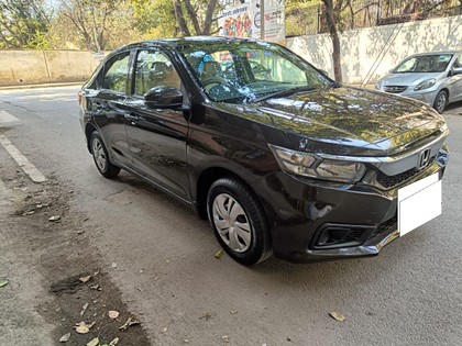 Honda Amaze S CVT Petrol BSIV Second-hand 2019 Honda Amaze S CVT Petrol BSIV for sale in New Delhi