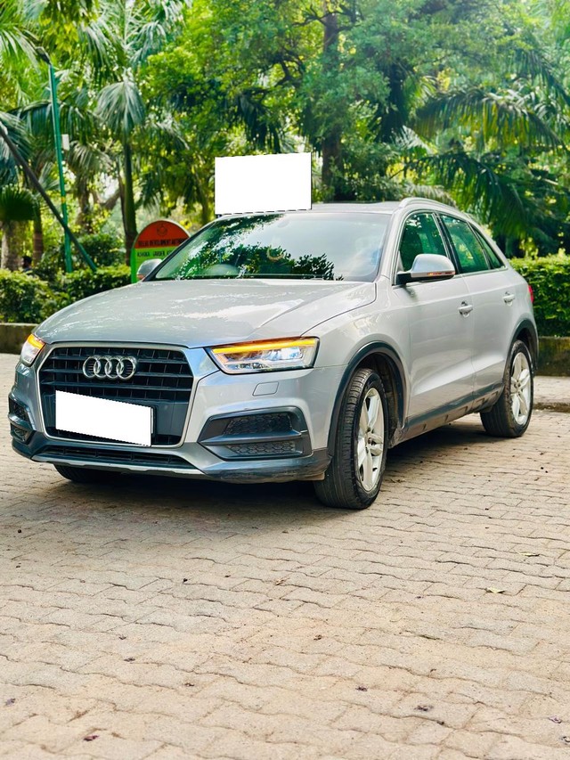 Second-hand 2018 Audi Q3 30 TDI Premium FWD for sale in New Delhi-6