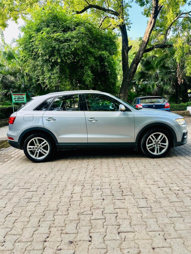 Second-hand 2018 Audi Q3 30 TDI Premium FWD for sale in New Delhi-1