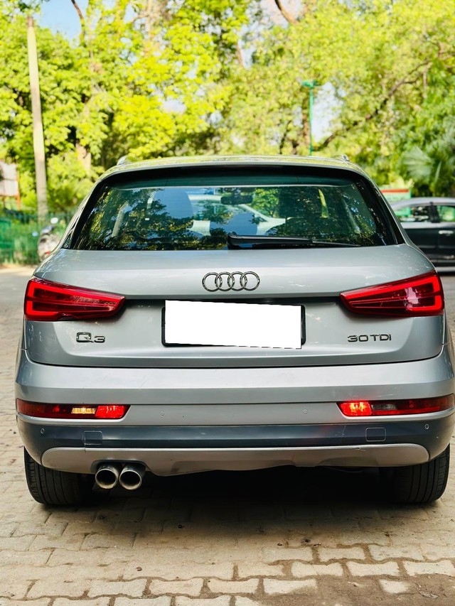 Second-hand 2018 Audi Q3 30 TDI Premium FWD for sale in New Delhi-2