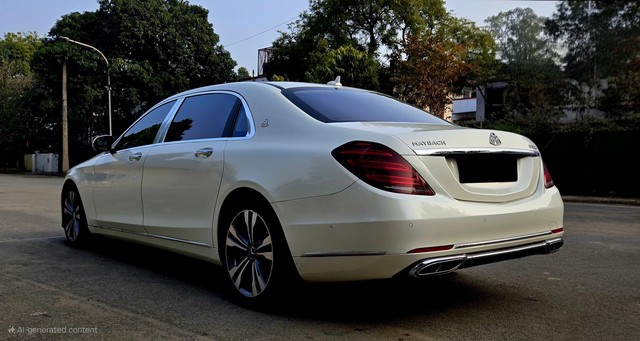 Second-hand 2020 Mercedes-Benz S-Class Maybach S560 for sale in New Delhi-9
