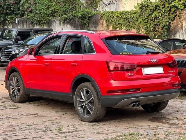 Second-hand 2018 Audi Q3 30 TFSI Premium FWD for sale in Kolkata-4