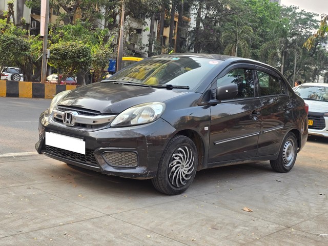 Second-hand 2017 Honda Amaze E i-VTEC for sale in Mumbai-9