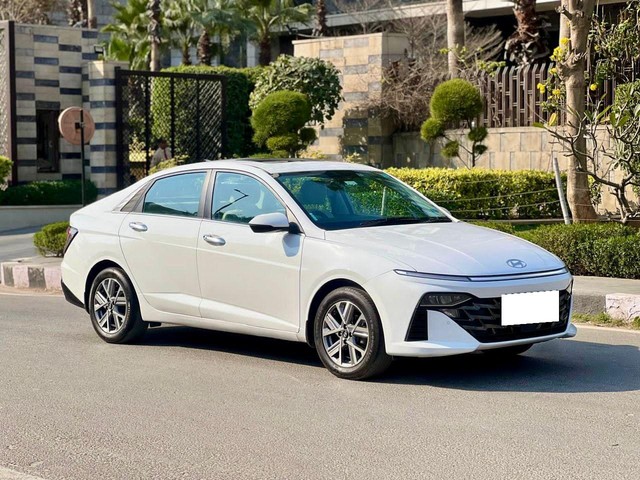 Second-hand 2023 Hyundai Verna SX IVT for sale in New Delhi-7