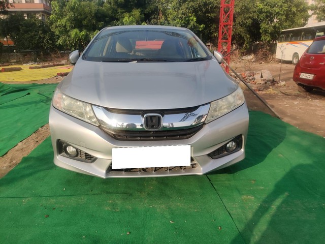 Second-hand 2015 Honda City i VTEC V for sale in New Delhi-6