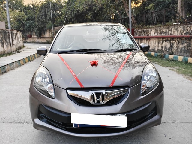 Second-hand 2013 Honda Brio EX MT for sale in Noida-5